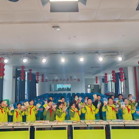 书香传递爱心 阅读点亮未来