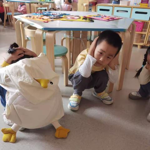 【守护生命，从防空开始】——宁夏交通学校幼儿园防空演练