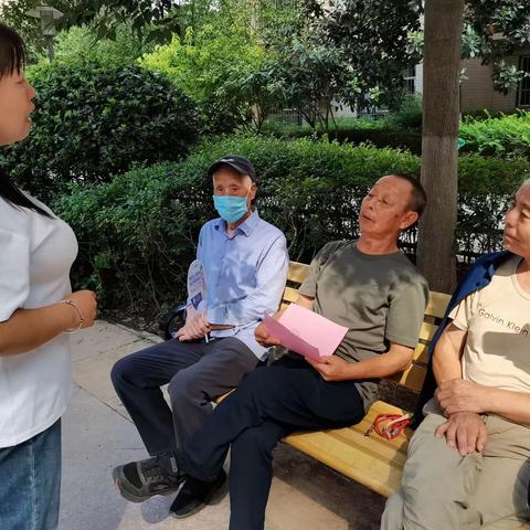 张家村街道黄东社区开展2024年城乡居民医保缴费宣传工作