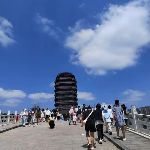 七彩假期，精彩一“夏”——实验小学一年级（10）班王晨博暑假作业实践活动