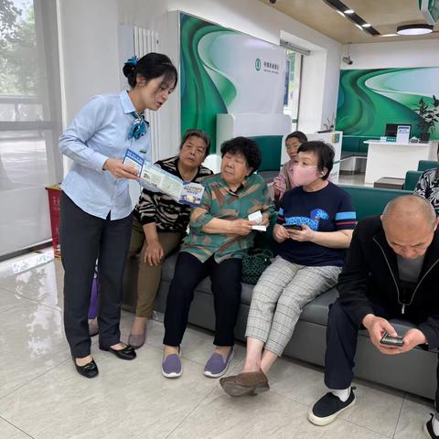 农行西安灞桥区三厂什字支行———提升公众防范意识，守护金融安全