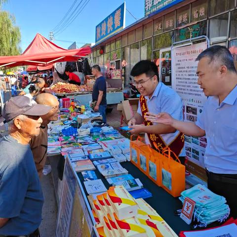 金融为民谱新篇  保障权益防风险-大连农商银行普兰店夹河支行