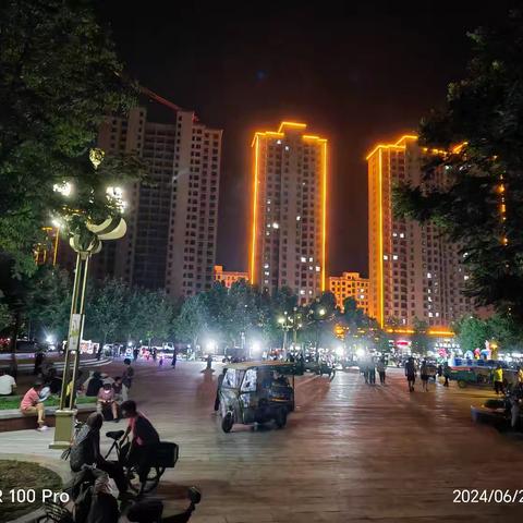 定陶广场文化夜生活与夜市齐驱