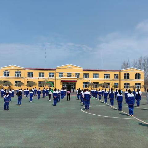 兰岭学校开展防震减灾应急疏散演练活动