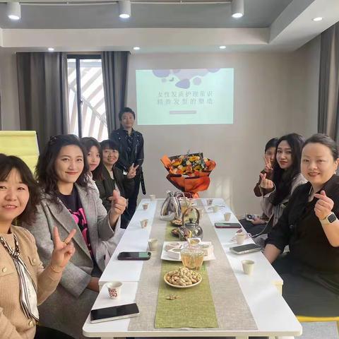 【曲江文化集团】靓丽女神节，绽放最美丽的光芒！