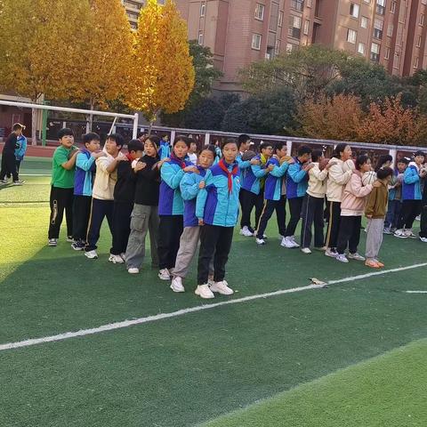 快乐运动润身心  活力飞扬展风采               亳州学院实验小学举办第十届趣味运动会