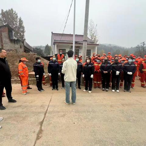 城管局联动攻坚显担当  ‍环卫队实干为民焕村容 ‍——陶岭社区环境卫生整治圆满完成