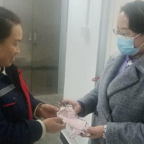 洛南县环卫队第八期 ‍“百日便民服务大比拼”活动纪实