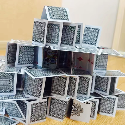 好玩的扑克牌———芦溪镇第二中心幼儿园中五班游戏故事