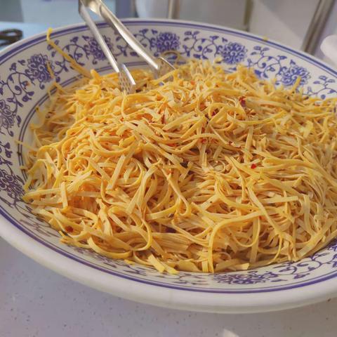 通用餐厅8.21号早餐