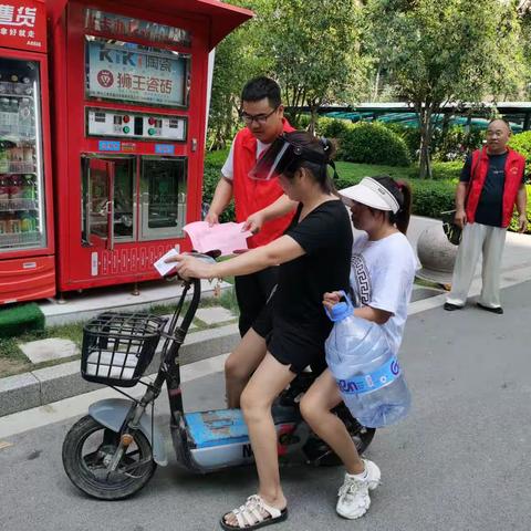 恒源公司开展八月份“鄄拾伍.便民服务日”活动