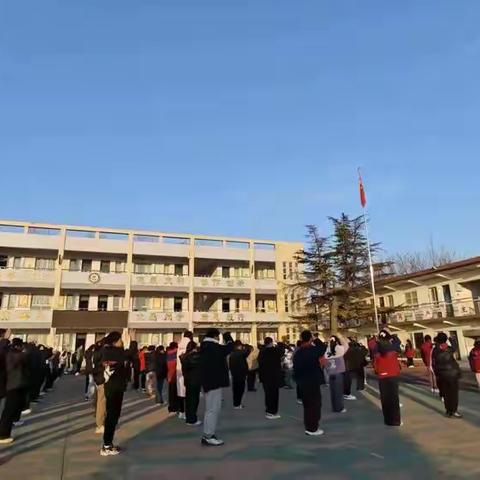 春风启新程少年向未来——小李庄小学举行主题升旗仪式