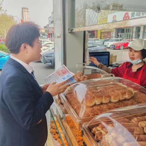 青岛农商银行胶州中云支行积极开展现金服务和反假宣传活动