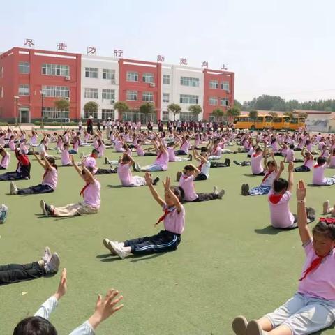 我是一年级小学生啦！—— 招贤镇中心小学一年级新生入学指南