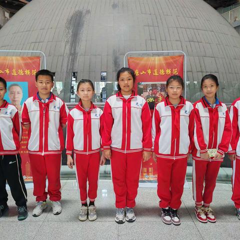 科学探索  筑梦太空——光明实验小学五（5）中队科技雏鹰小队参观科技馆