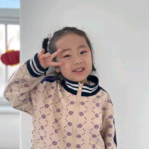 典藏童年的记忆——聪明伶俐的申梦瑶小朋友