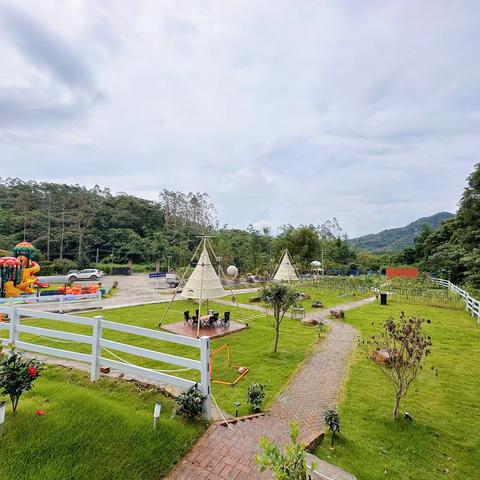 【诗】南昆山脚下永汉镇山旮旯民宿 10房18床 两栋独院 KTV/麻将/汤泉 2个超大山泉水泳池 山泉水鱼塘钓鱼