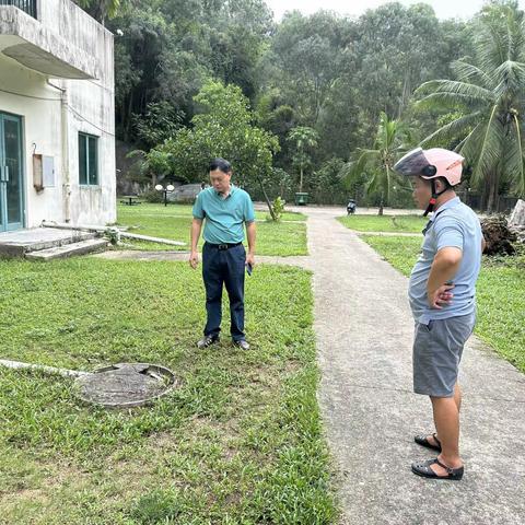 吉阳区登革热防控专项行动督查通报（新月社区）9月12日
