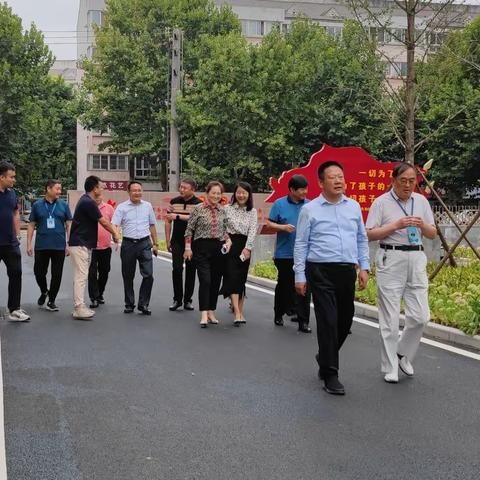 渭城区政府高度重视黄冈学校开学工作