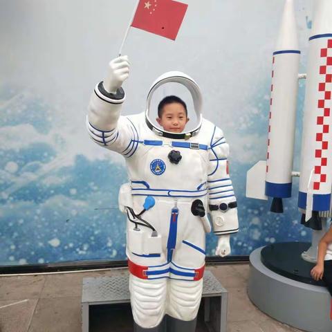 “习语”润童心  “五星”向未来 微旅游之我是最闪智慧星