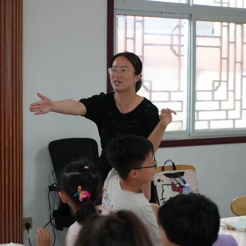 子岸镇“青翼家园”开展青少年心理健康活动