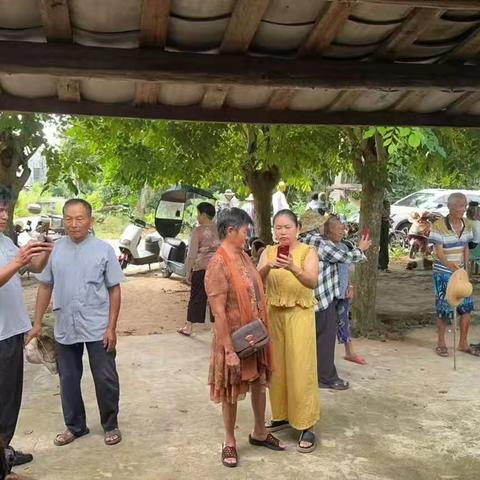 网格志愿服务队“助老网”，认证服务“零距离”