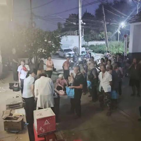 蒙阴农商银行桃墟支行“金融夜校”走进蒋沟桥村