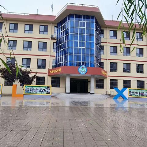 “家校共育简良娃 点亮生命助成长”-----简良小学家长会纪实