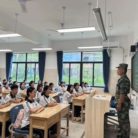 雏鹰起飞——G2316班军训第一天