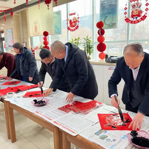 沧州银行邯郸分行营业部开展“迎新春，写春联，送祝福”活动