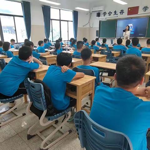 🌸回望征途千山远，翘首前路万木春🌸——麓梅G2312班军训纪实二