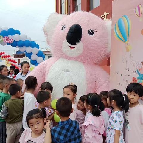 筑梦峪小  幸福起航—— 一年级萌娃入学啦