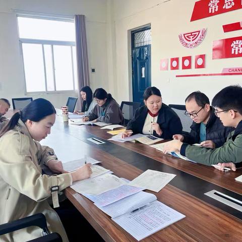 融学科智慧，育时代新人——宁陵县育华园学校综合组集体备课活动纪实