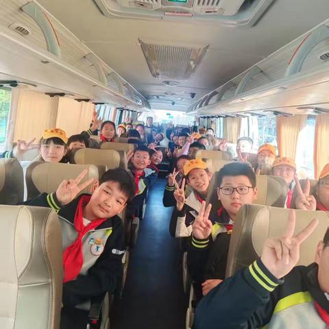 “探索智能未来 科技创造生活”— —青开二实小606班