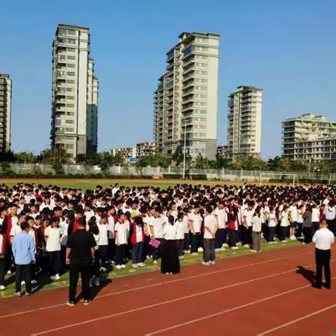 人间三月好春光， 齐心协力共成长！ ﻿——高二1班3月学习生活小结