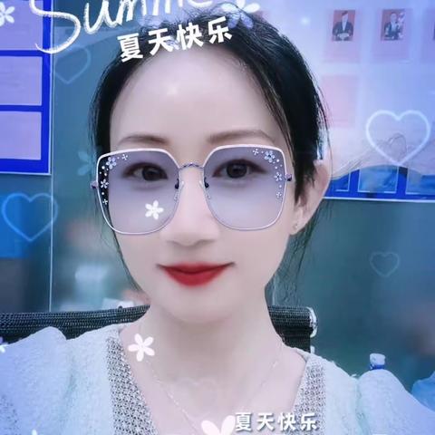 人因信念而坚定，人因梦想而伟大