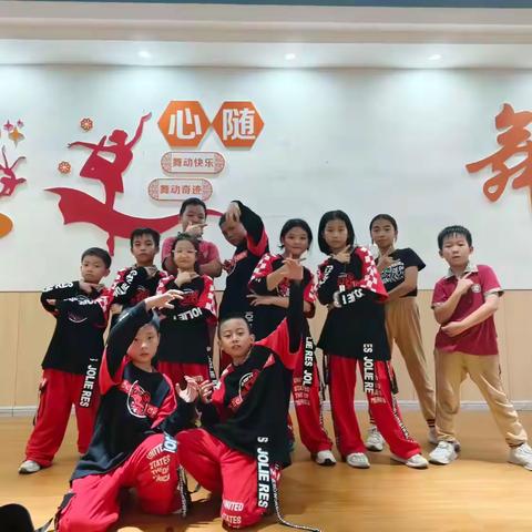 【青春街舞，不负韶华】翰林学校街舞社团招新啦！