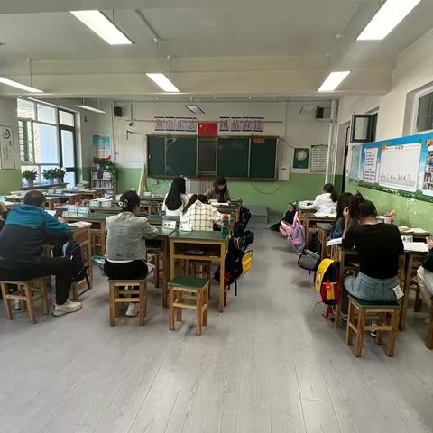 二年级年级组例会