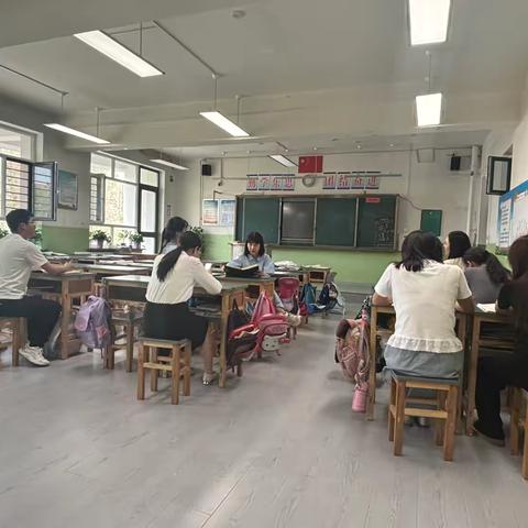 二年级年级例会