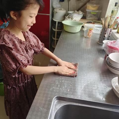 陈芷烟2023年暑假生活