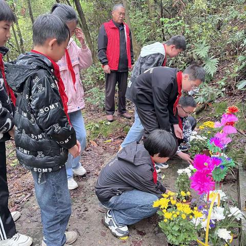 【武宁县洞坪村阳光驿站】“缅怀革命先烈”清明节祭扫活动