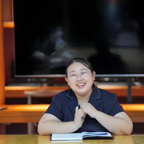 秀英法院开展“玫瑰书香”阅见美好读书分享活动