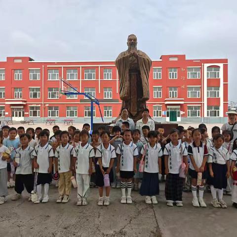 探秘小学，筑梦成长——留东幼儿园大班走进留村小学参观活动