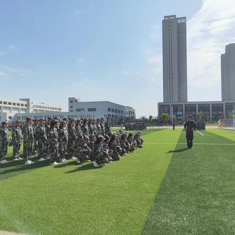 高一（5）班军训记实