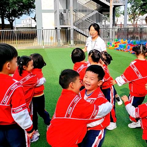 盘龙东华幼儿园对口帮扶东川区铜都中心尼拉姑幼儿园大十一班 （中一班王继明）