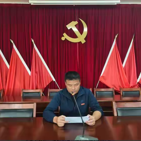 乌烈镇峨港村：举办“乡⾳黎语”之党的⼆⼗届四中全会精神宣讲会