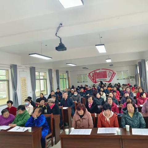 龙舞春风起  梦绘新学年——镇安县老年大学举行2024年开学仪式