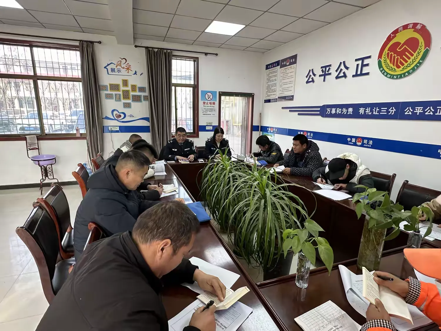 簡篇-新春警鐘鳴,矯正正途行
——耿鎮司法所開展春節社區矯正紀律強化教育活動