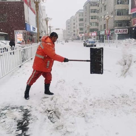 风雪中逆行的“守护人”