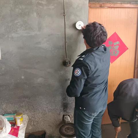 让爱温暖留守的心 守护安全每一刻